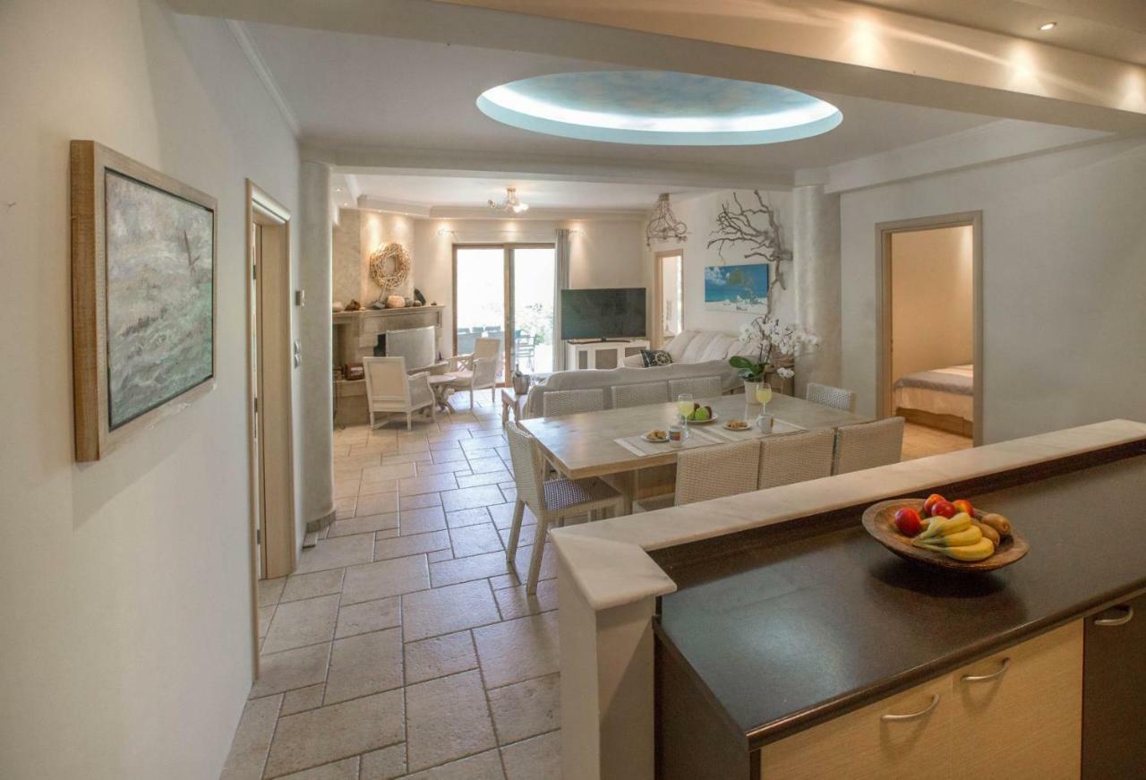 Family Getaway In Marathon By Ghh Villa Exterior foto